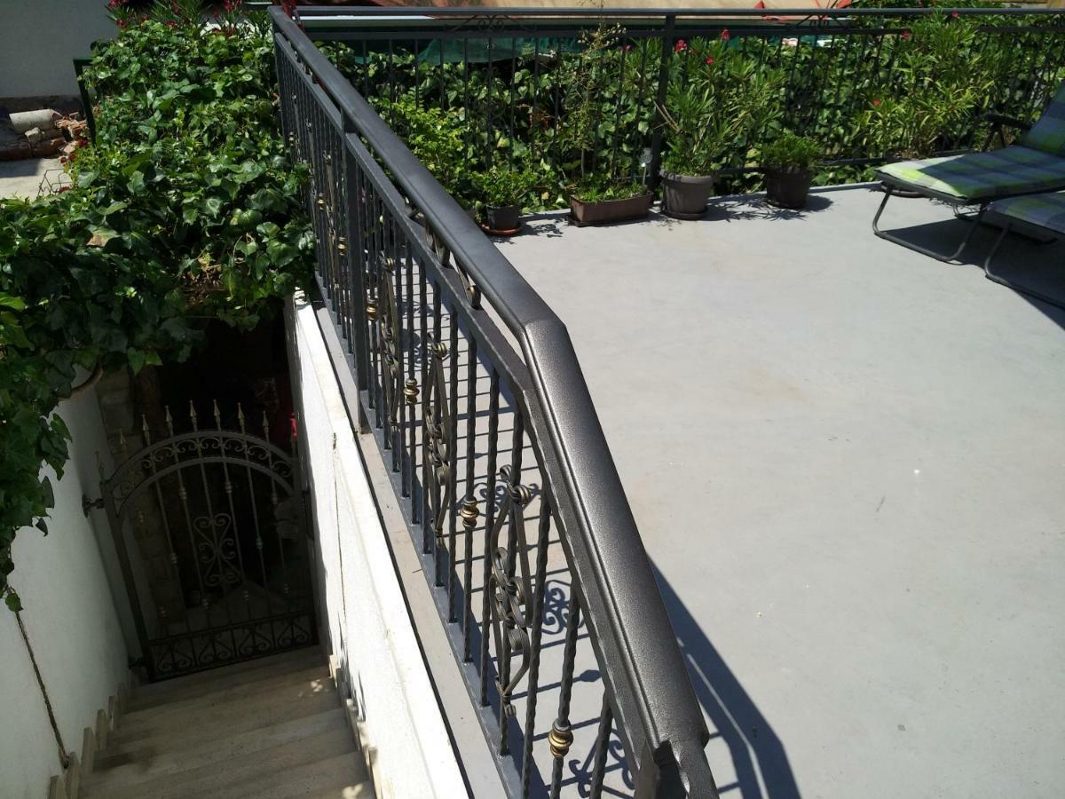 Apartment Romic โอมิช ภายนอก รูปภาพ